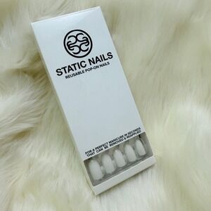 Static‎ Nails | "Canvas" Reusable Pop-On Nails in Round Shape
